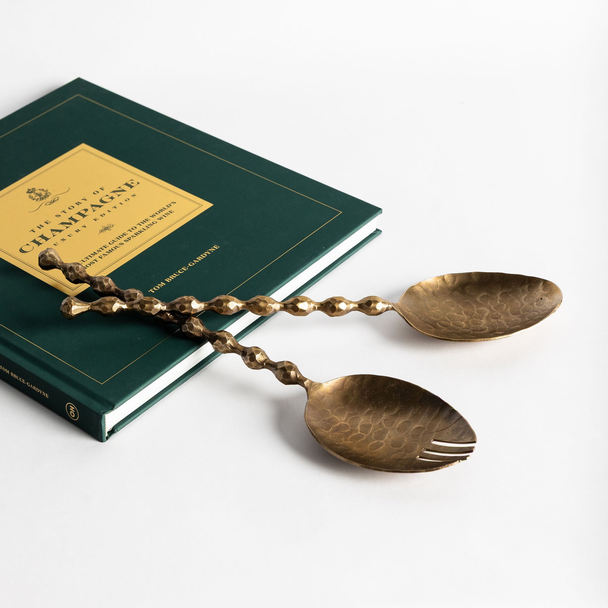 アンティーク サラダサーバー Stainless Steel Salad Server Set in Antique Gold Finish – Sparrow & Co